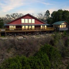 River Views, Hot Tub, Sleeps 10!