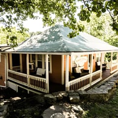 Historic Mimosa Cottage/Hot Tub