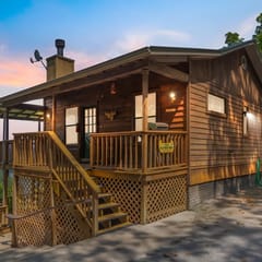 River View, Sleeps 6, Hot Tub