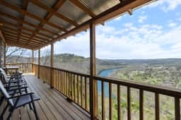 River Cabin, Hot Tub, Sleeps 6!