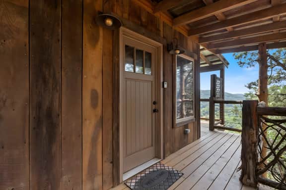 River Views, Rustic Cabin for 2