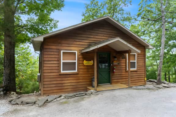Cabin w/King Bed, Jacuzzi + View