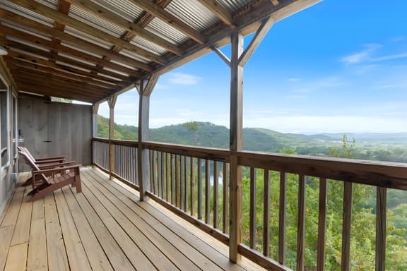 Luxury King Suite, River Views